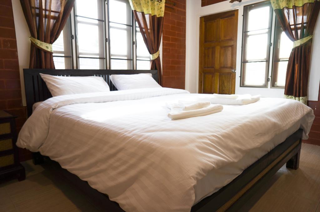 Summer Guesthouse And Hostel Ko Tao Dış mekan fotoğraf